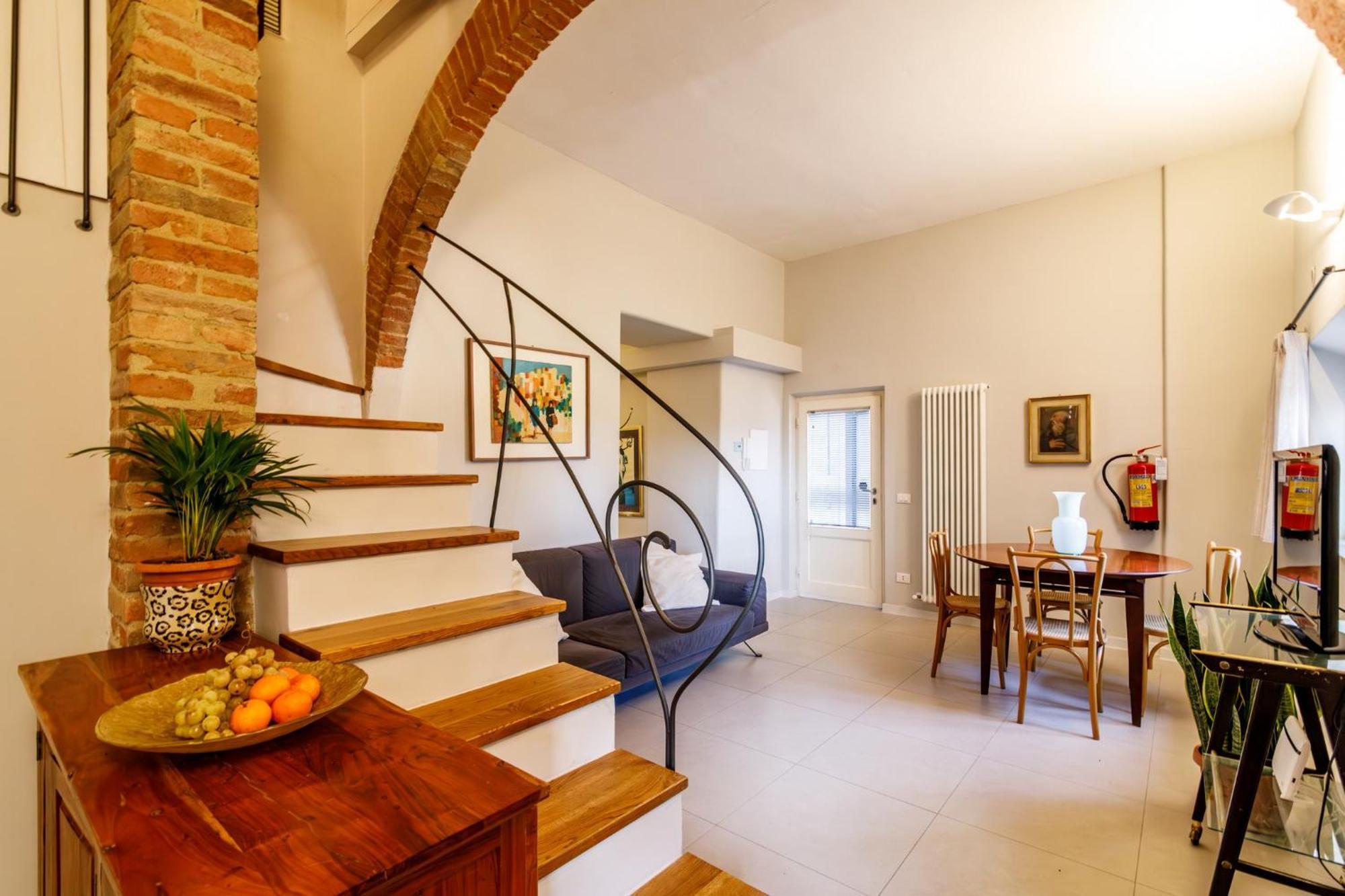 Porta Romana Elegant Apartments With Private Parking! Siena Luaran gambar