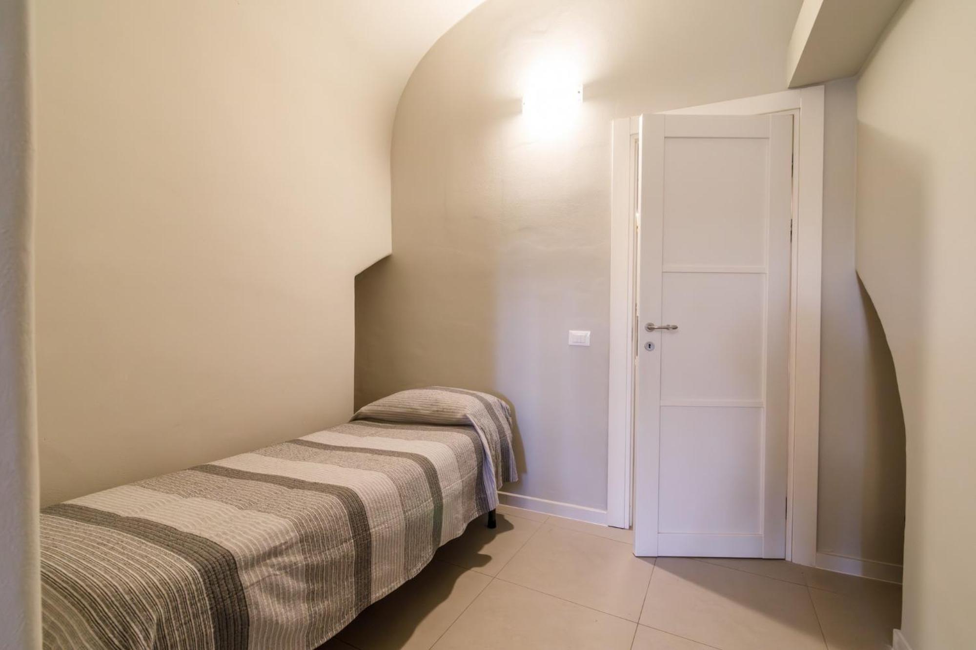 Porta Romana Elegant Apartments With Private Parking! Siena Luaran gambar